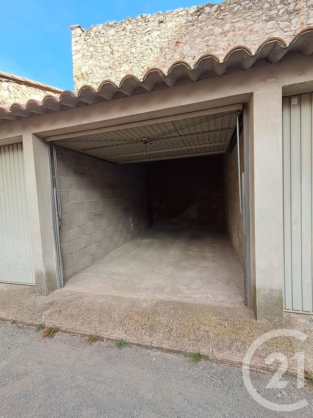 parking à louer - 14.0 m2 - SETE - 34 - LANGUEDOC-ROUSSILLON - Century 21 Alizés - Puig Immobilier