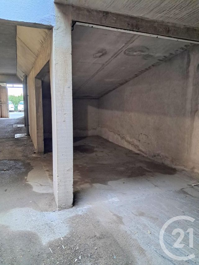 parking à louer - 13.0 m2 - SETE - 34 - LANGUEDOC-ROUSSILLON - Century 21 Alizés - Puig Immobilier